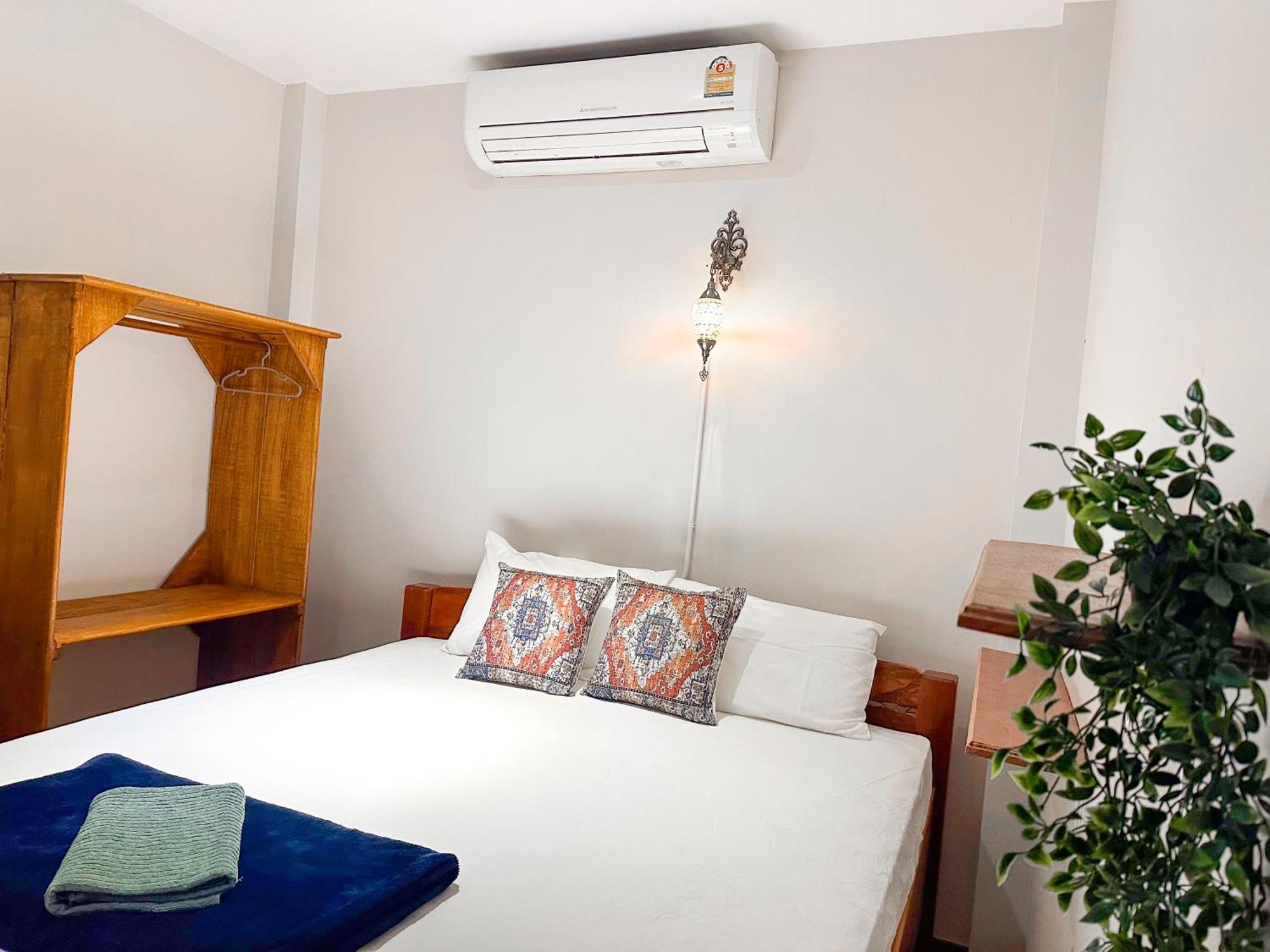 Jungle Vibes Hotel Тонгсала Екстериор снимка